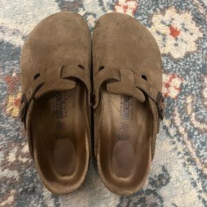 Rare Birkenstock soft footbed Boston Clogs size 36 (taupe color)